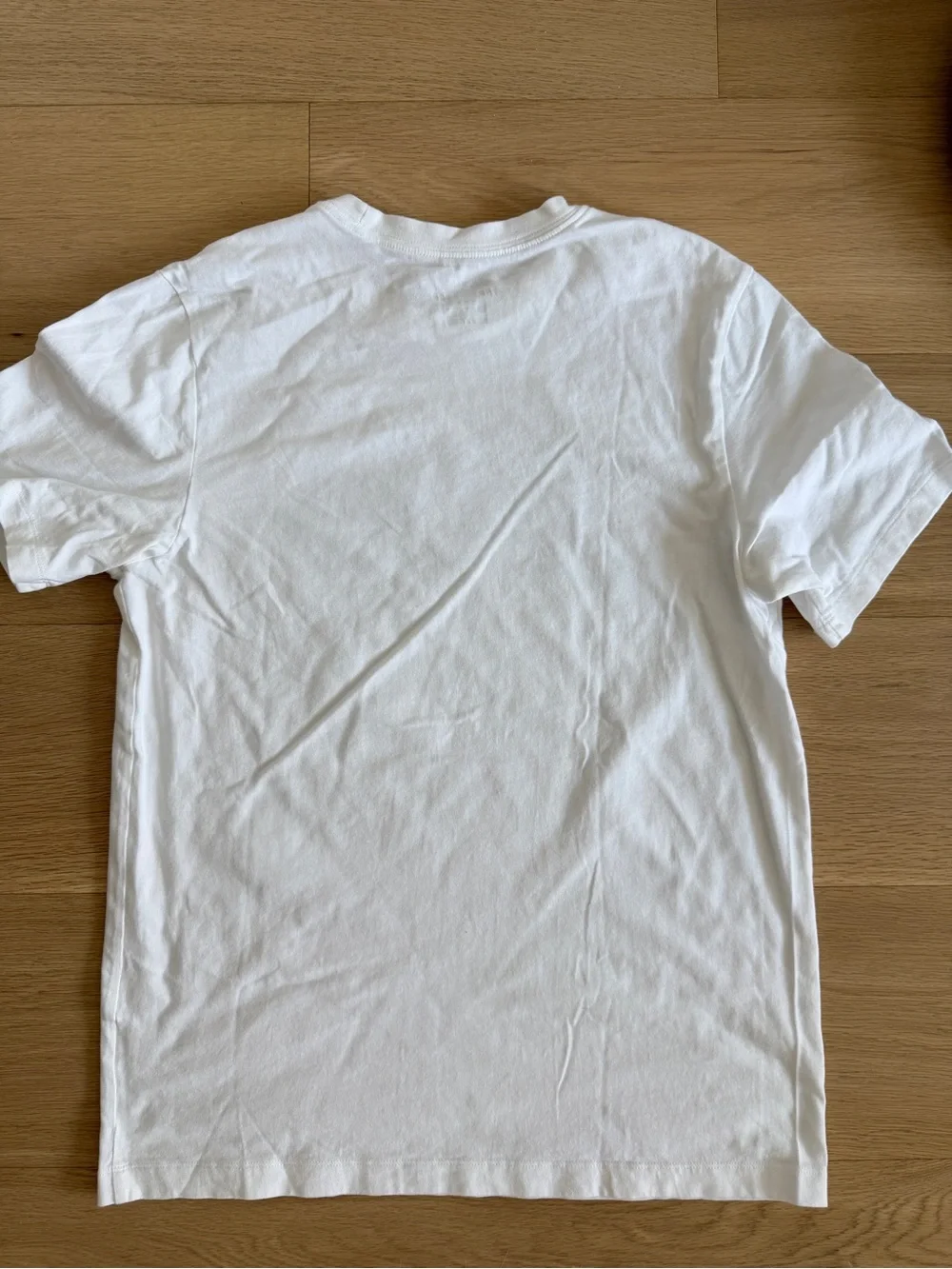 Nike White T-Shirt with Black 'London' Graphic and Pigeon